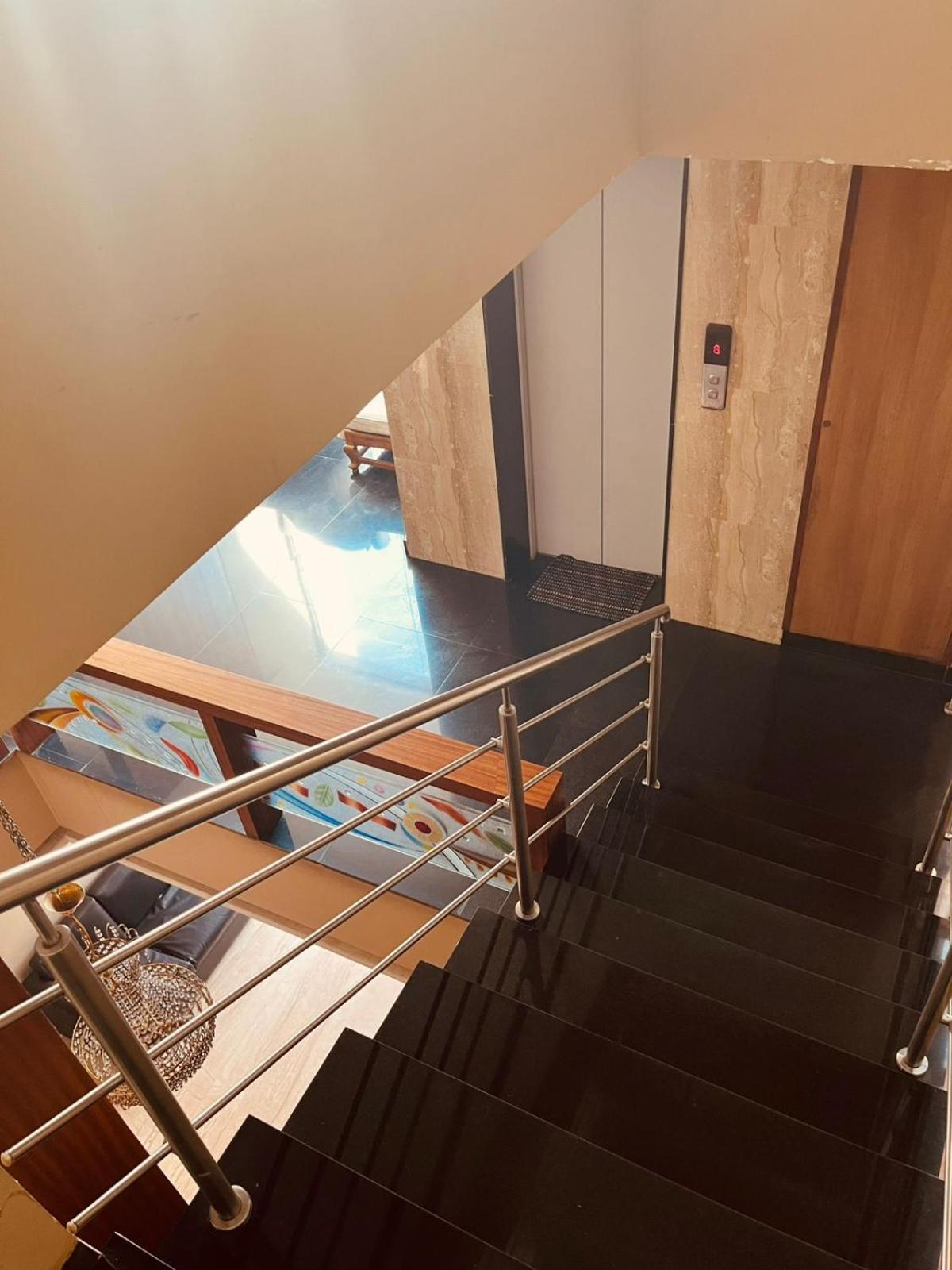 Samasth Rooms And Suits 迈索尔 外观 照片