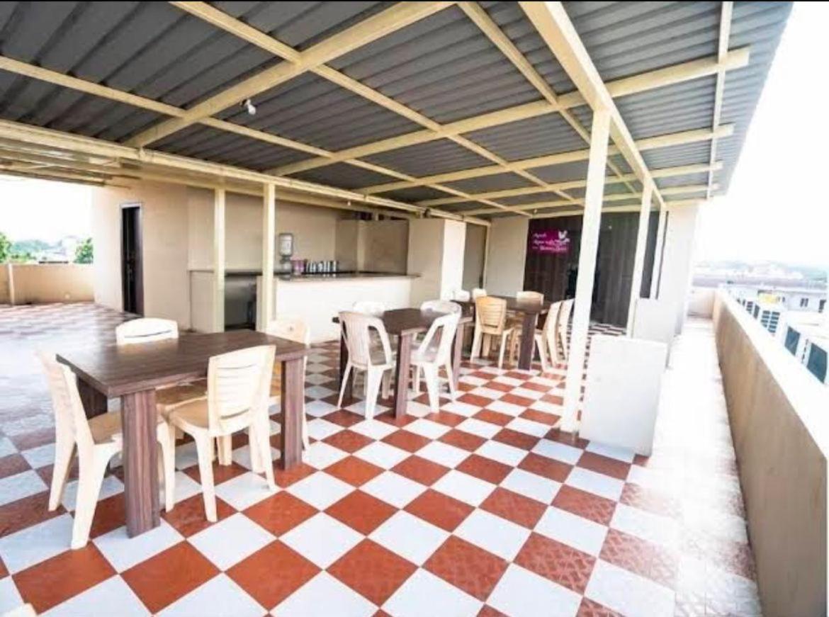 Samasth Rooms And Suits 迈索尔 外观 照片